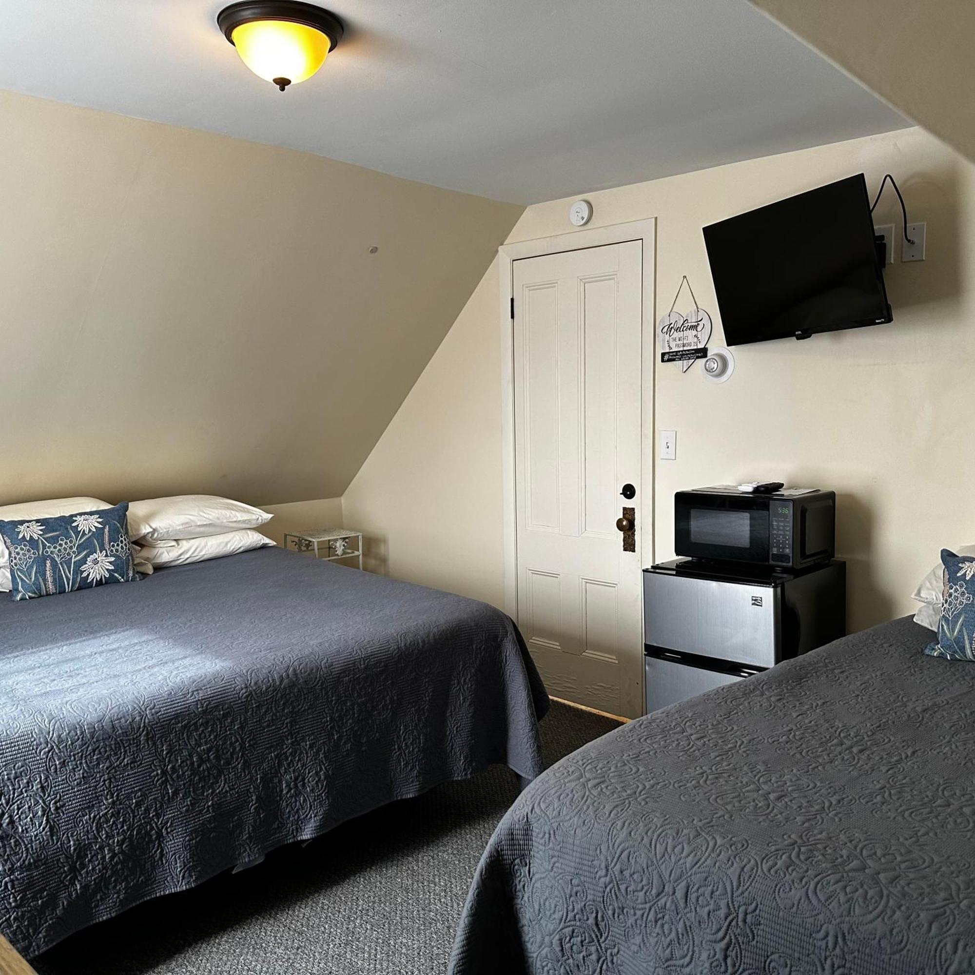 The Whitetail And Suites- Lincoln
